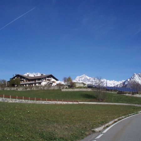 Agriturismo Plan D'Avie Αόστα Εξωτερικό φωτογραφία